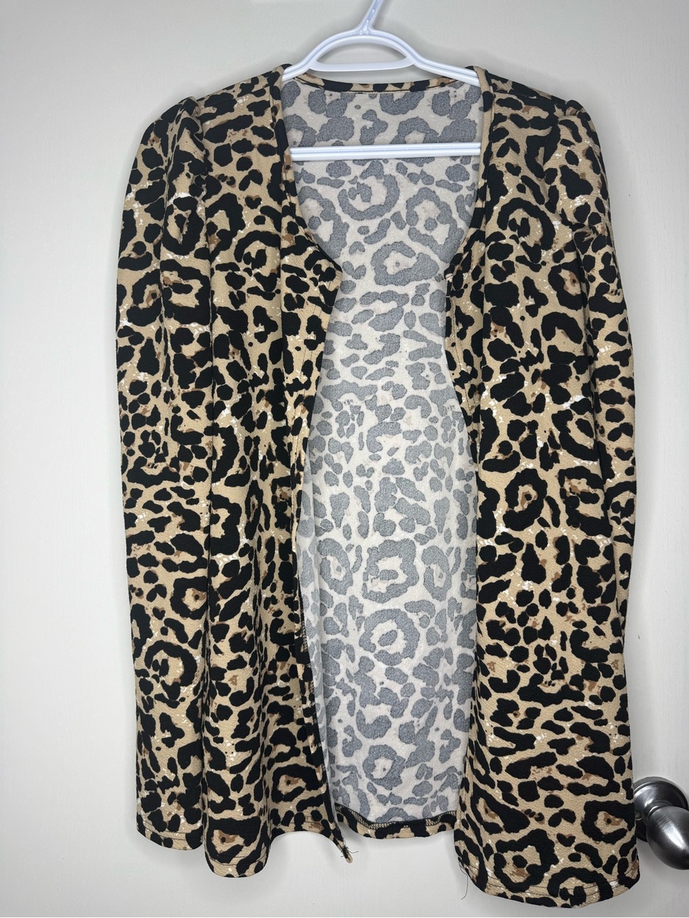 🔥2 for $10🔥Leopard Print Open Cardigan - Black & Tan Women's Medium
